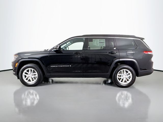 2025 Jeep Grand Cherokee Laredo photo 4