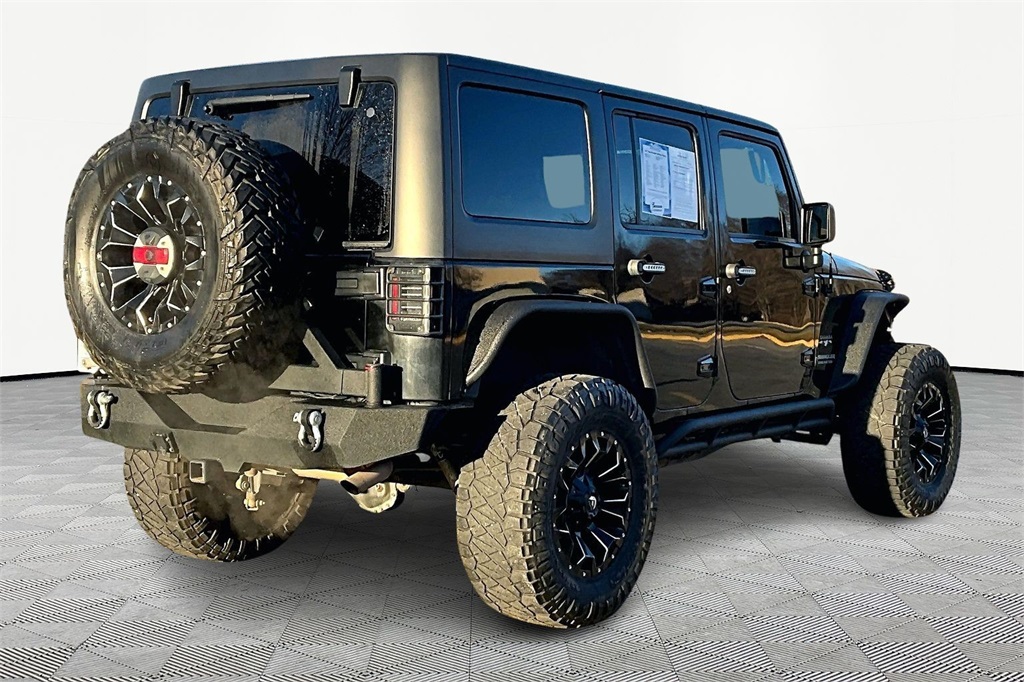 Used 2017 Jeep Wrangler Unlimited Sahara with VIN 1C4BJWEG9HL684782 for sale in Kansas City