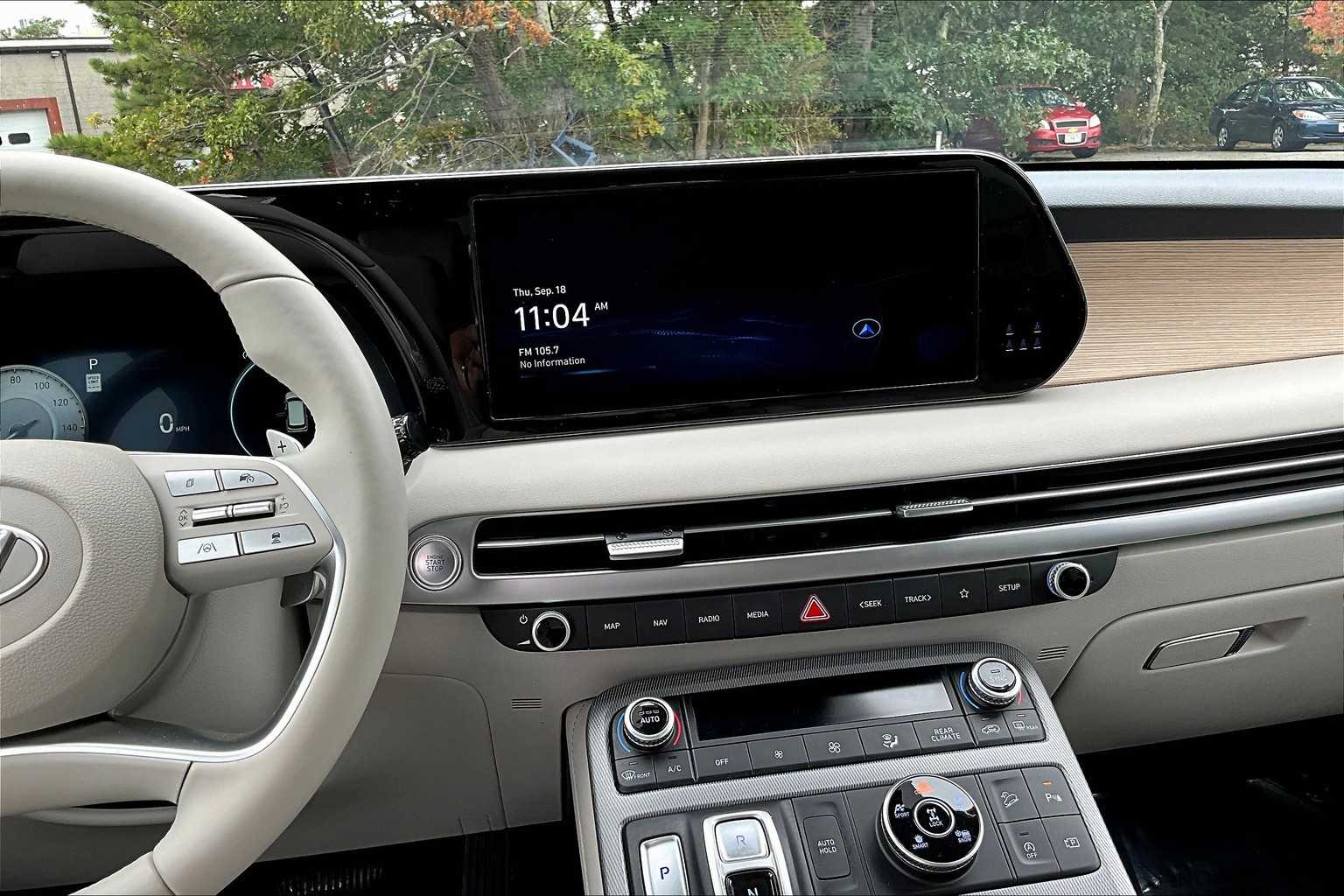 2024 Hyundai Palisade Limited photo 6