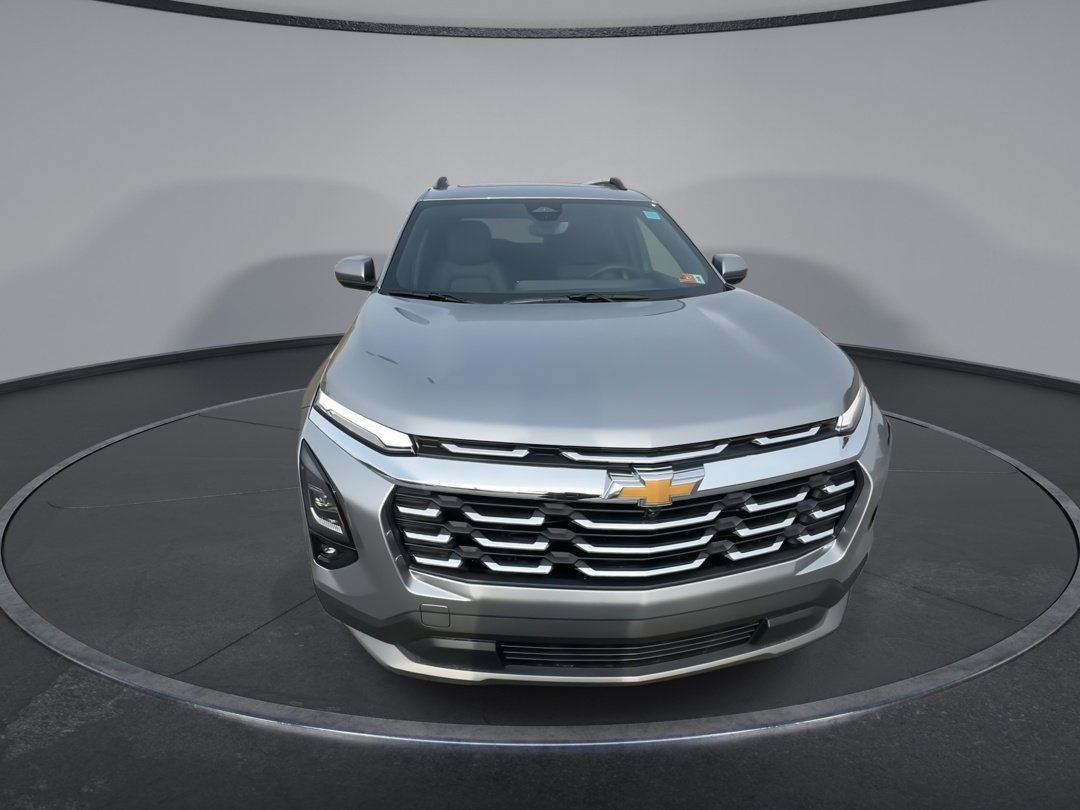 2026 Chevrolet Equinox LT photo 3