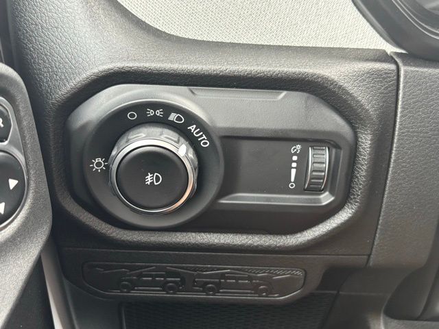 2025 Jeep Wrangler Sport S photo 27