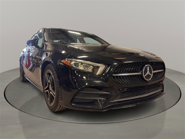 2021 Mercedes-Benz A-Class A220's photo