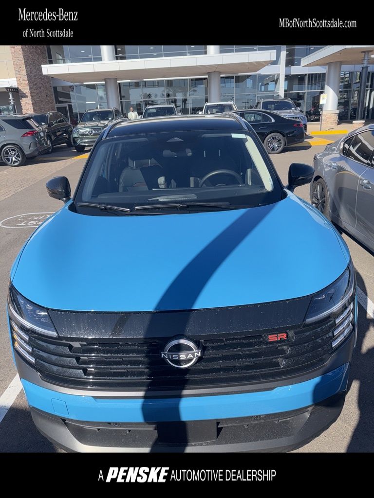 2025 Nissan Kicks SR