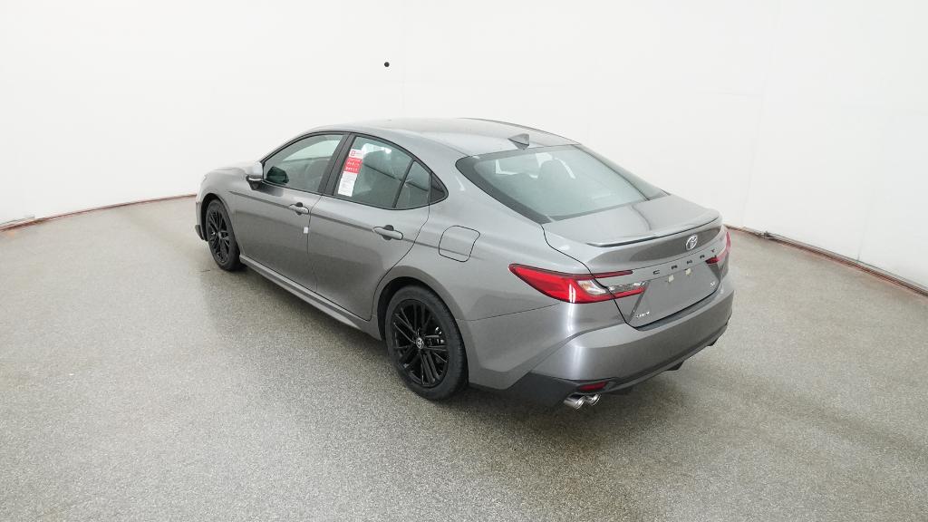 2025 Toyota Camry SE photo 11