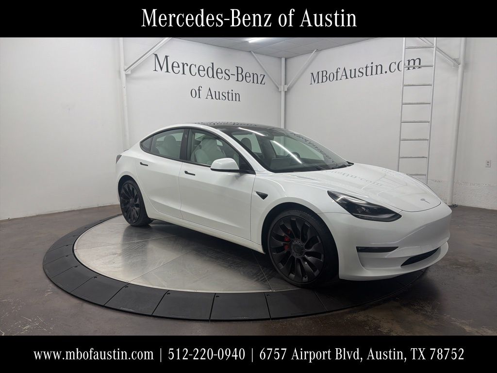 2023 Tesla Model 3 Performance's photo