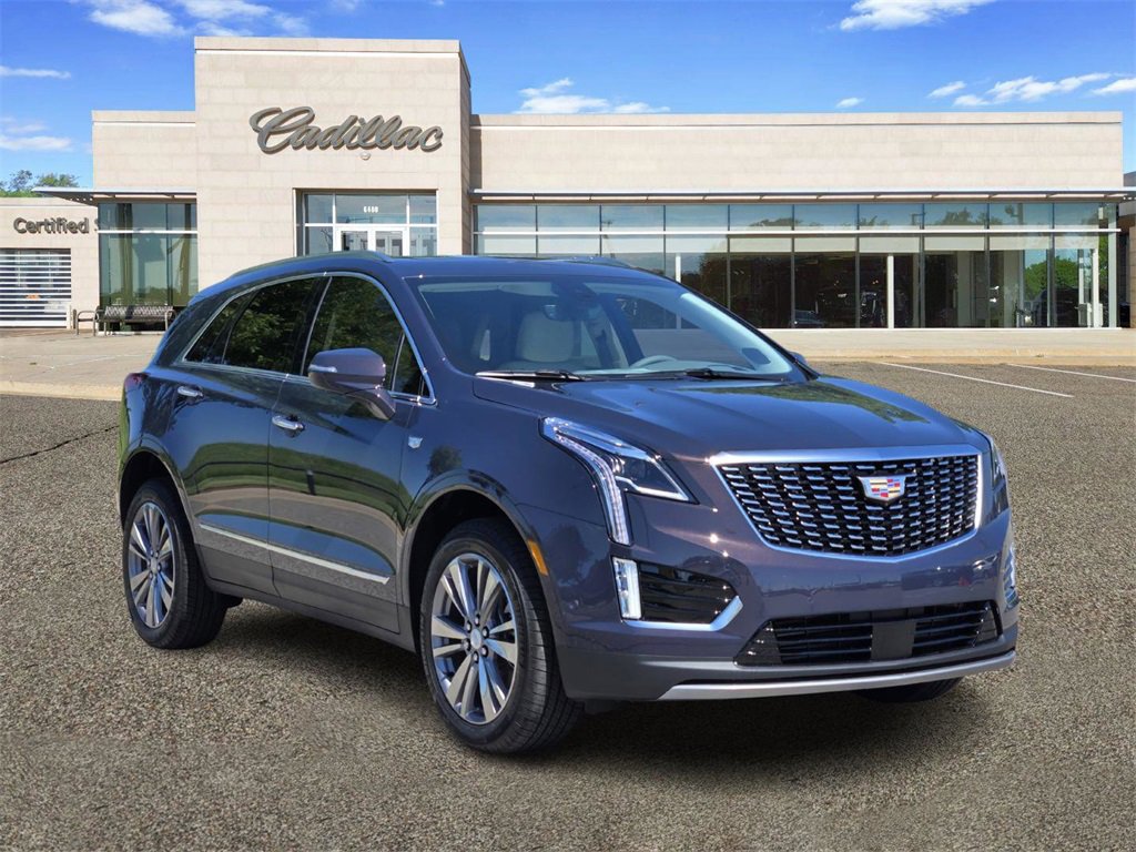 2025 Cadillac XT5 Premium Luxury photo 3