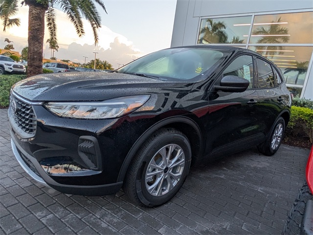 2026 Ford Escape Active photo 4