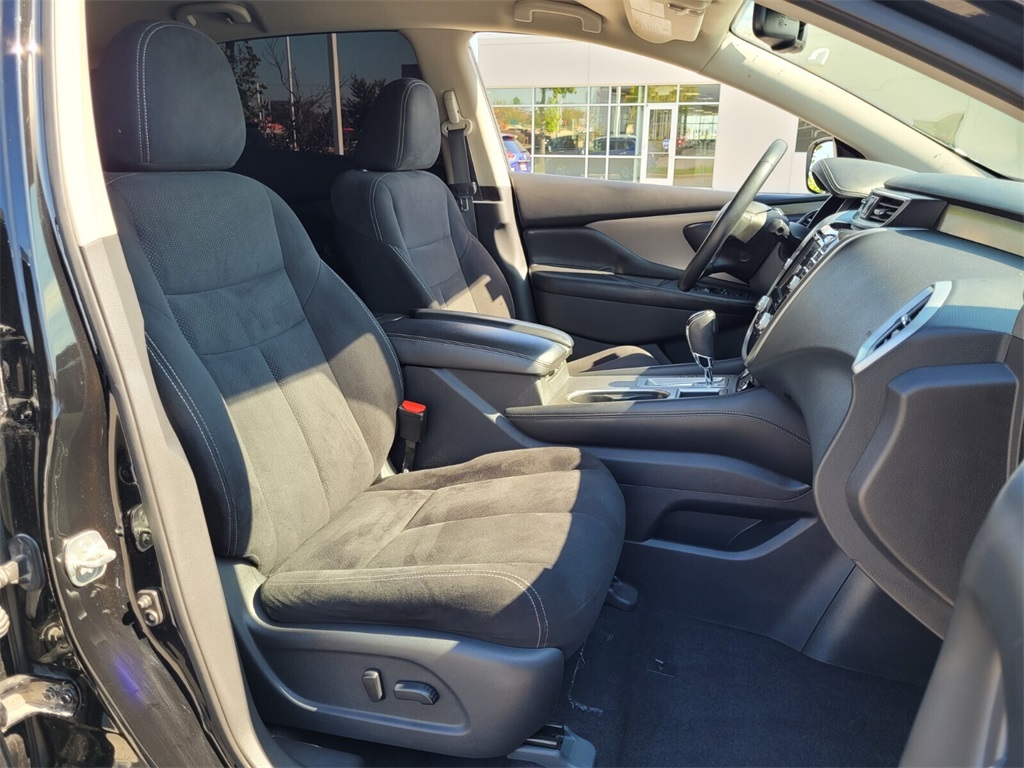 2021 Nissan Murano SV photo 12