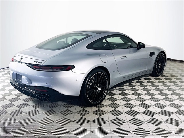 2026 Mercedes Benz AMG GT photo 7