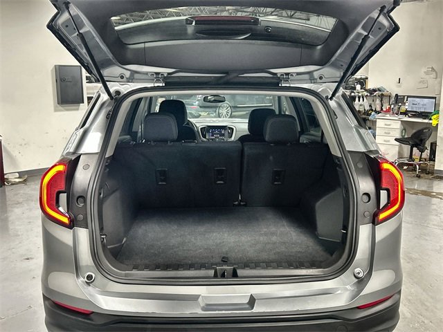2024 Gmc Terrain SLE photo 19