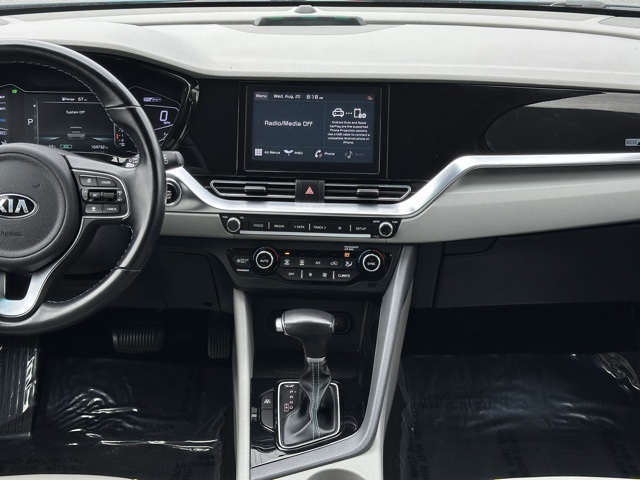 2020 Kia Niro Plug-In Hybrid EX photo 4