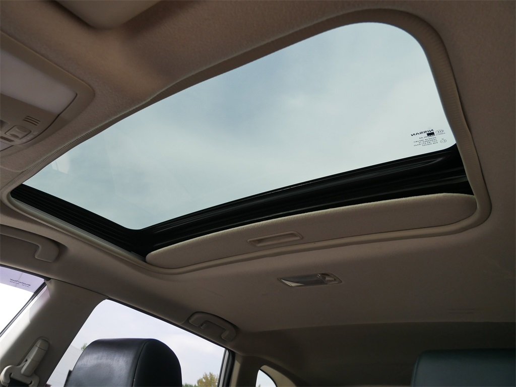 2013 Nissan Rogue SL photo 28