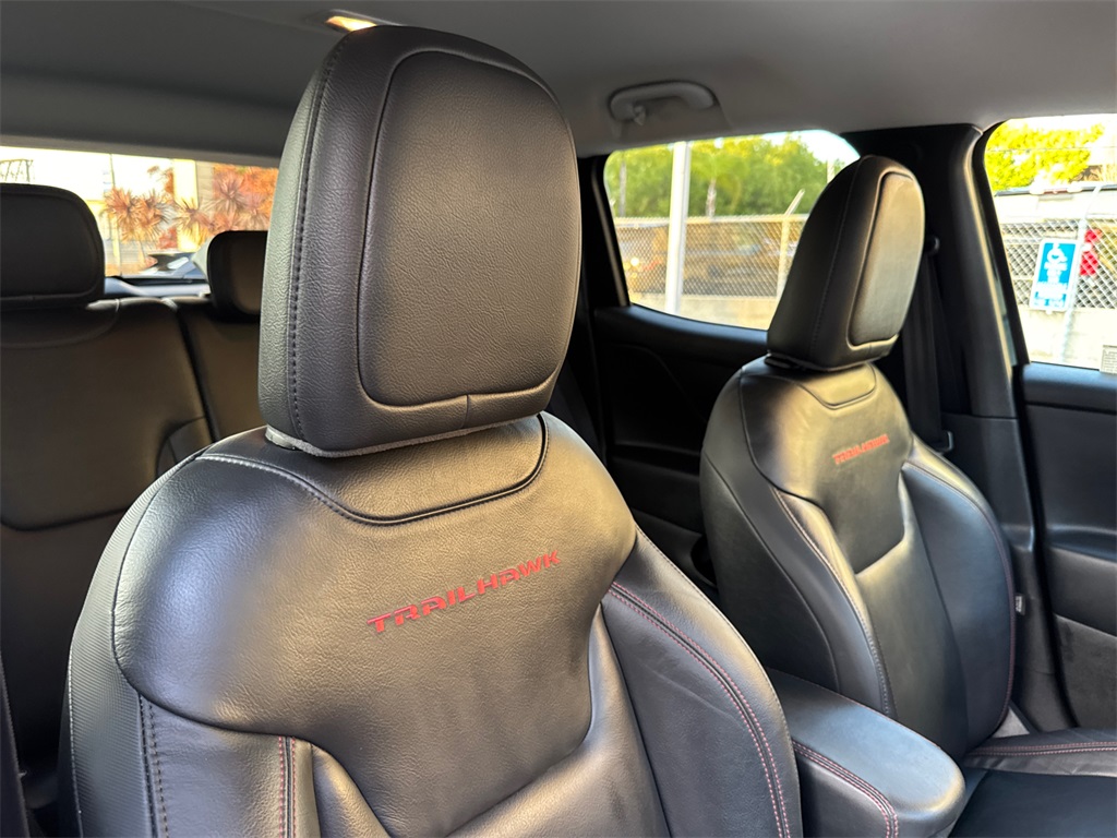 2022 Jeep Renegade Trailhawk photo 14