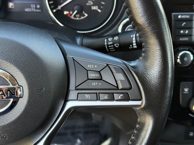 2019 Nissan Rogue SV photo 25
