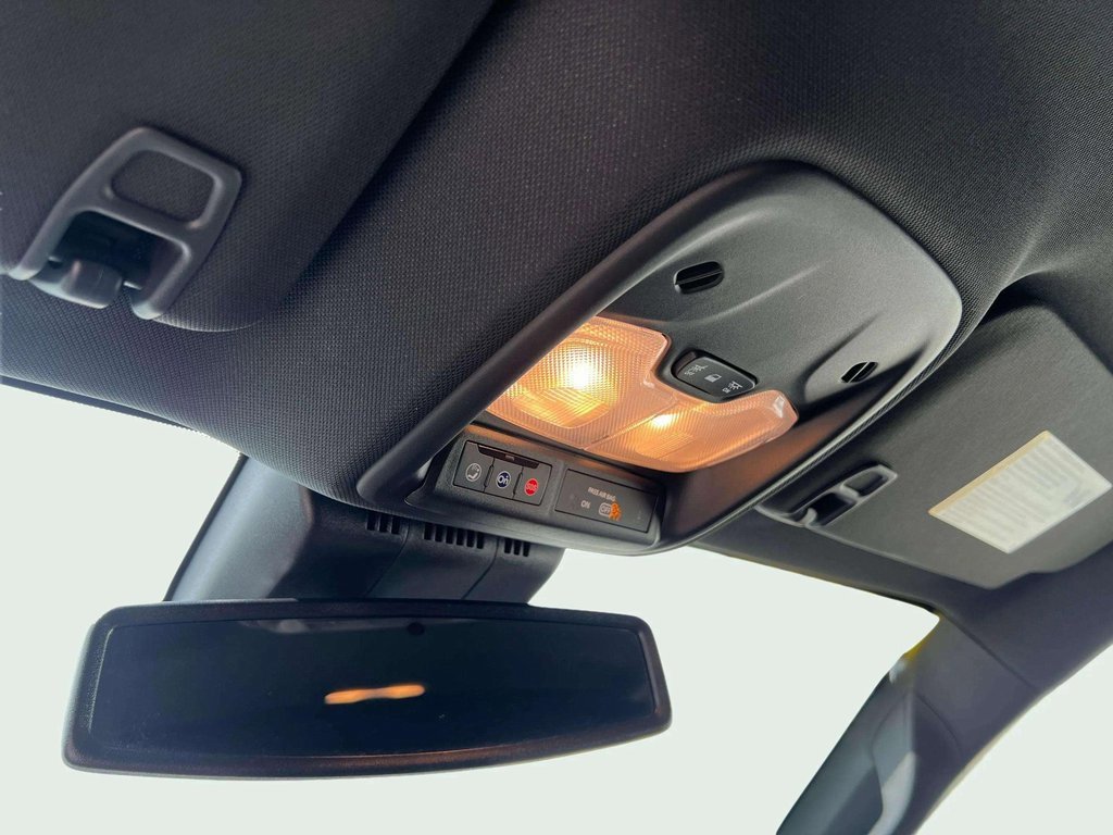 2023 Chevrolet Colorado LT photo 15