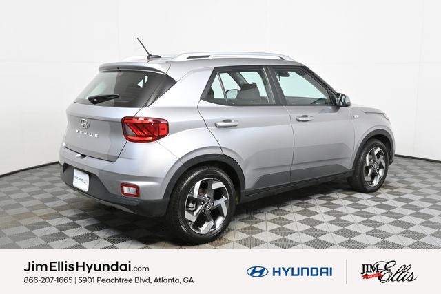 2023 Hyundai Venue SEL photo 22