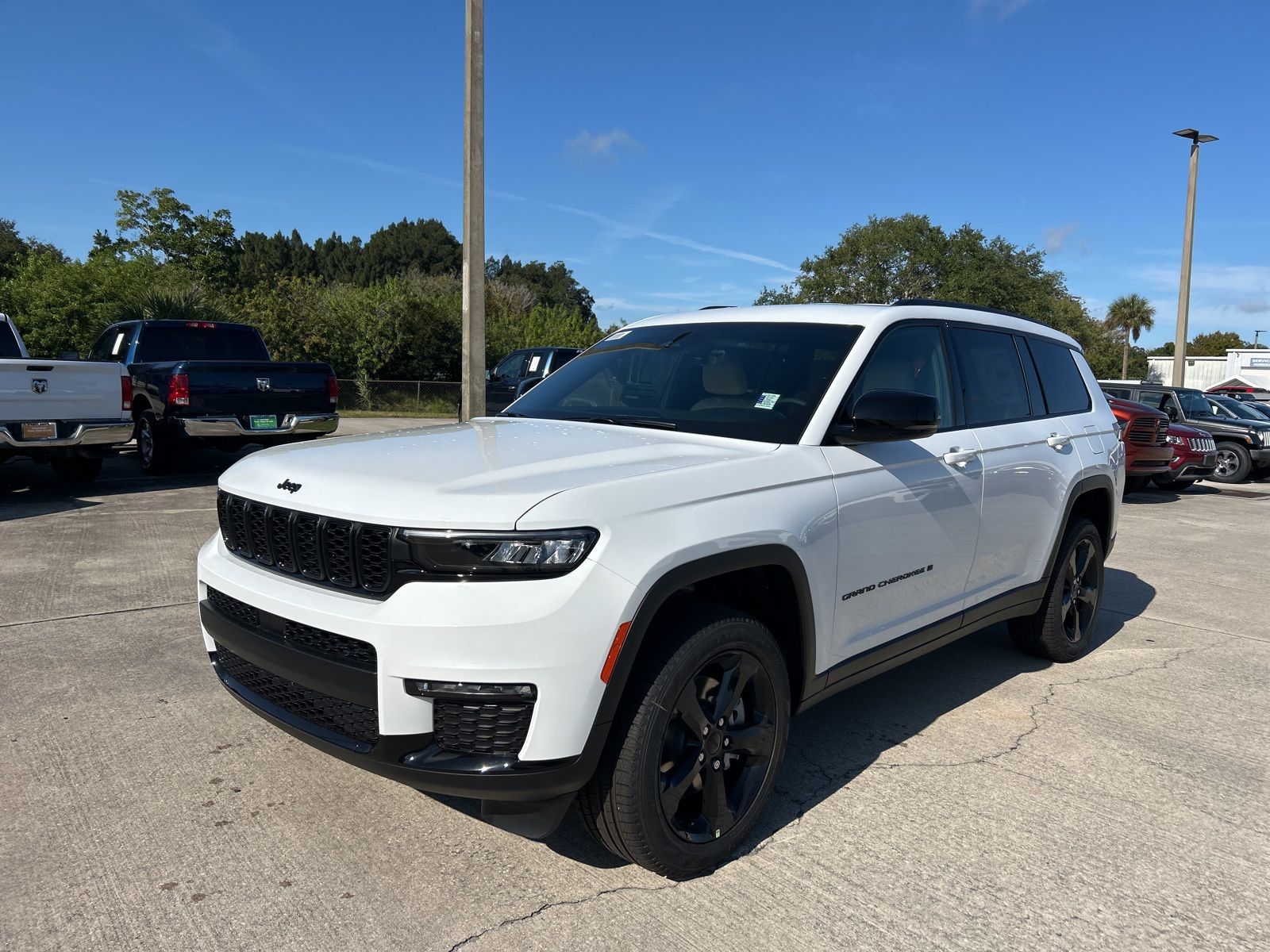 2025 Jeep Grand Cherokee L Limited's photo