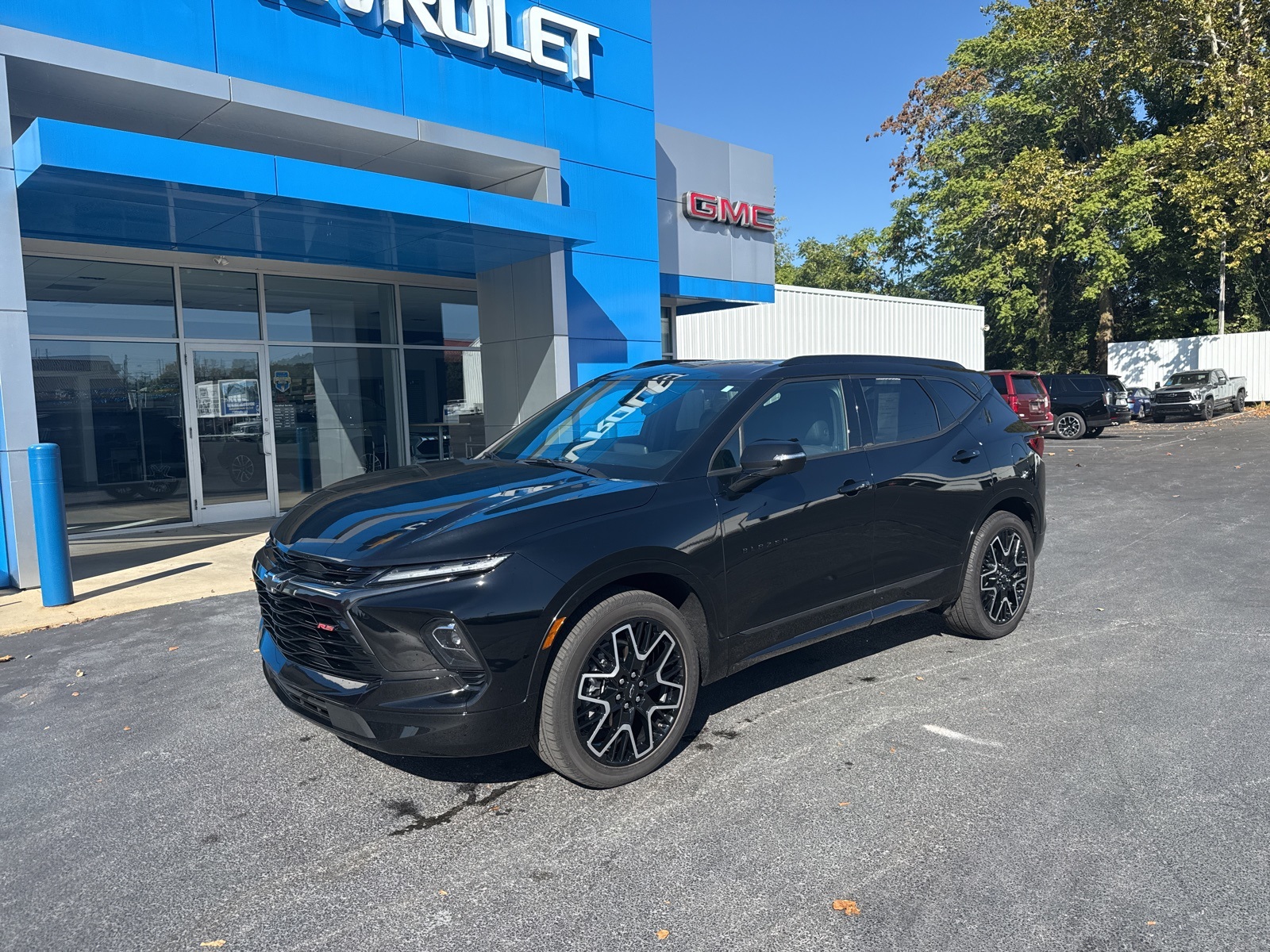 2024 Chevrolet Blazer RS photo 2