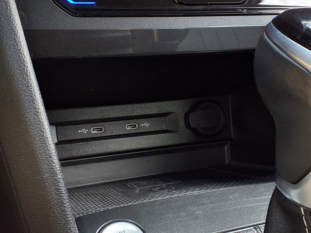 2022 Volkswagen Tiguan SE photo 21