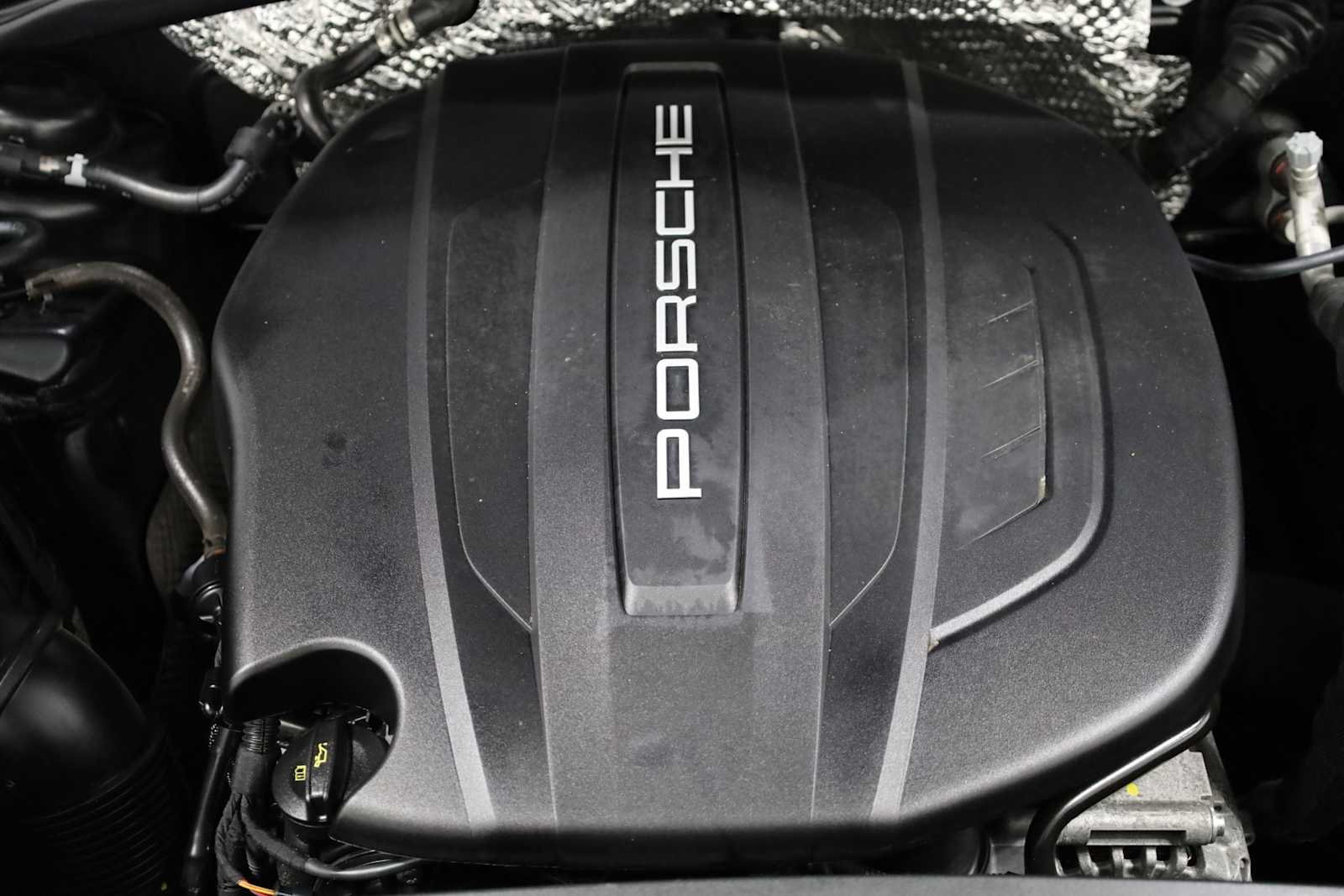 2018 Porsche Macan photo 40