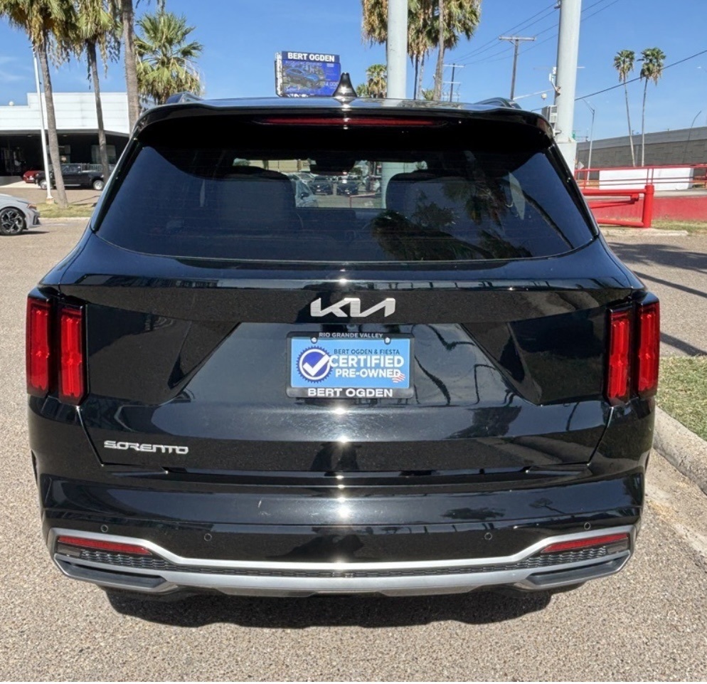 2023 Kia Sorento SX photo 5