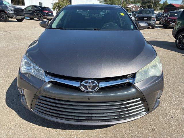 2017 Toyota Camry XLE XSE photo 10