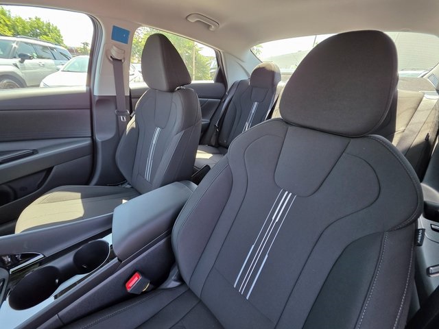 New 2025 Black Hyundai Blue image 15