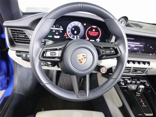 2025 Porsche 911 photo 24