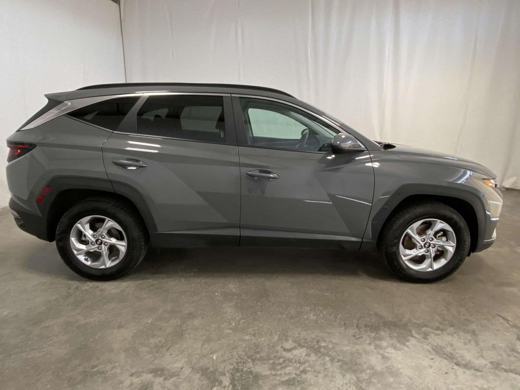 2024 Hyundai Tucson SEL photo 2