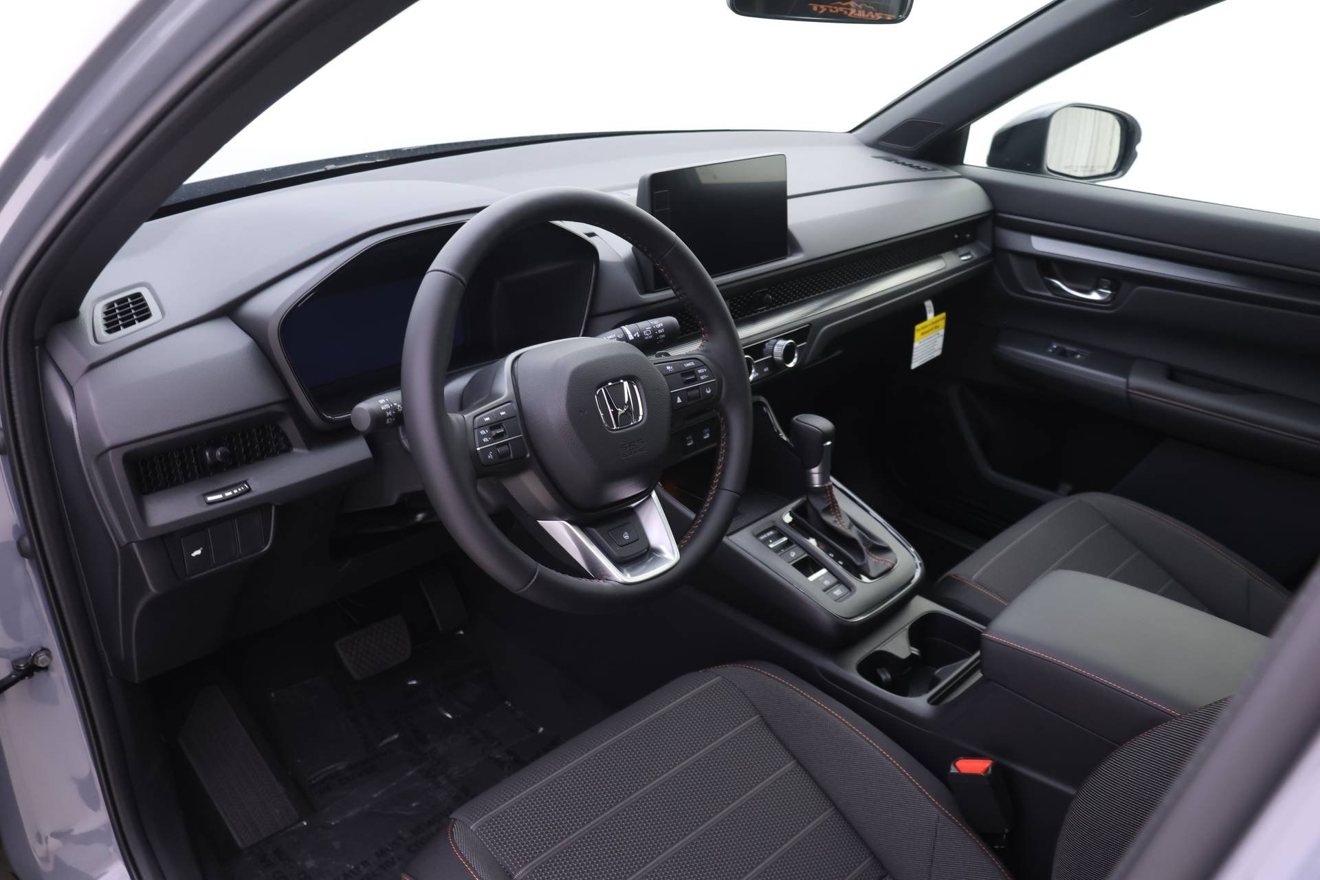 2026 Honda CR-V Hybrid photo 2