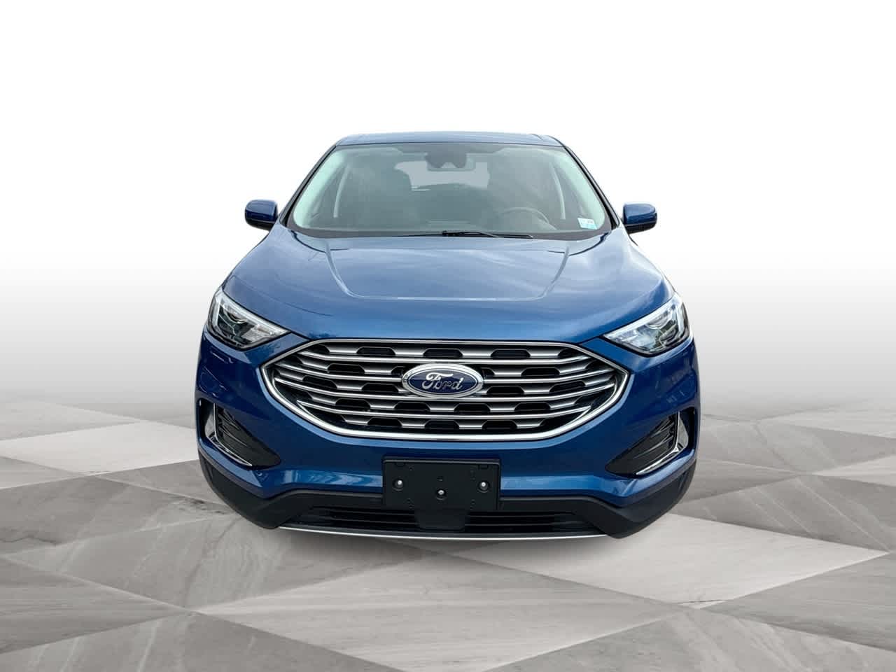 2022 Ford Edge SEL photo 3