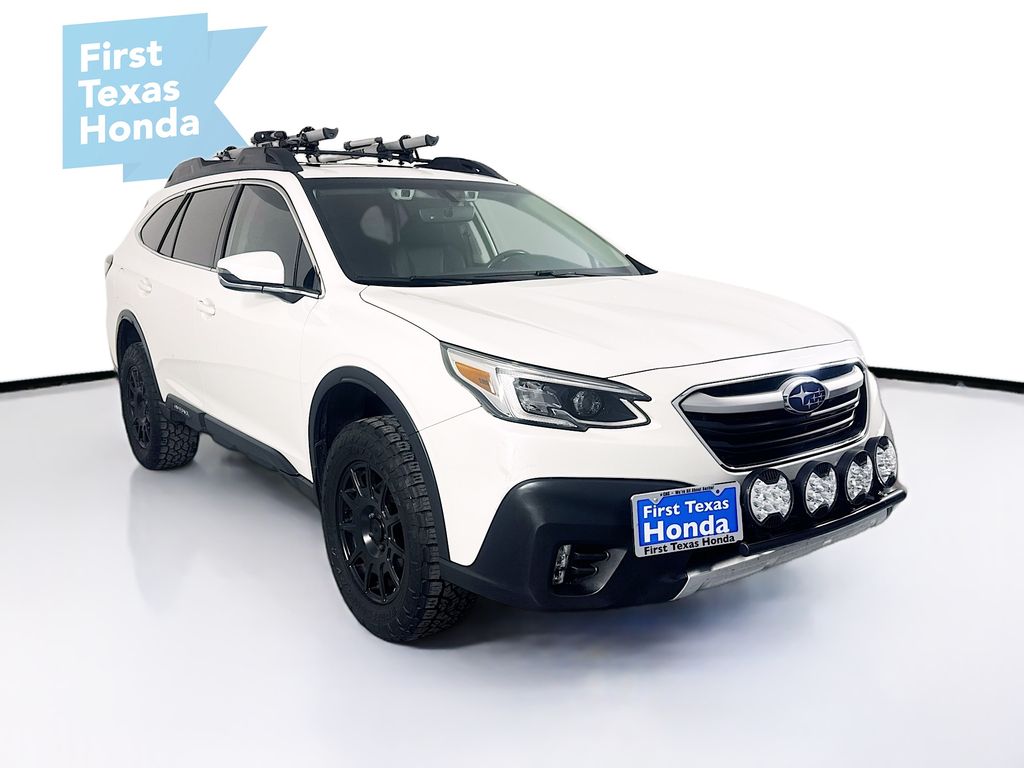 2022 Subaru Outback Limited's photo
