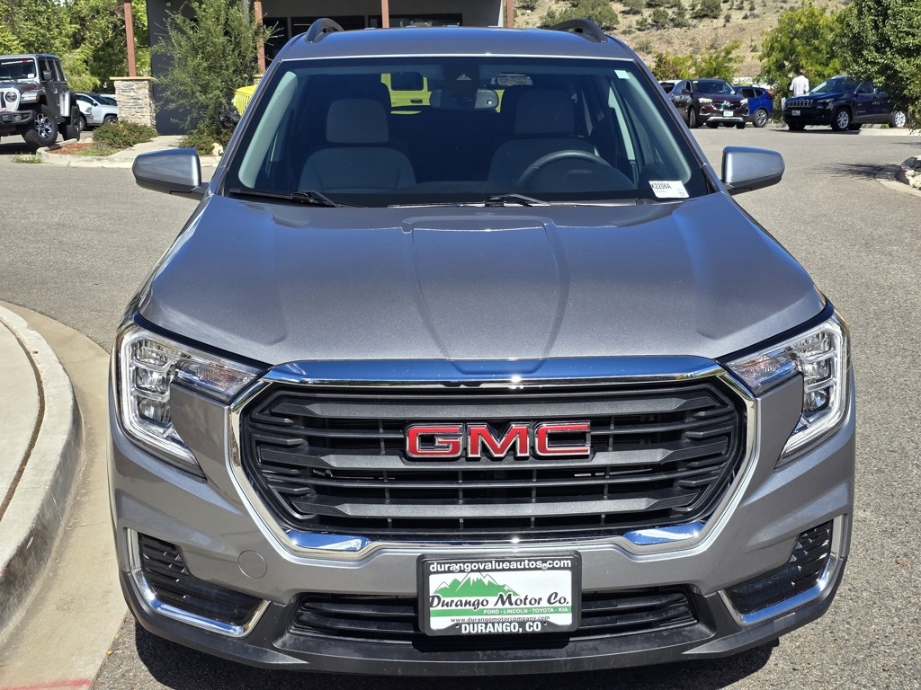 2023 Gmc Terrain SLE photo 3