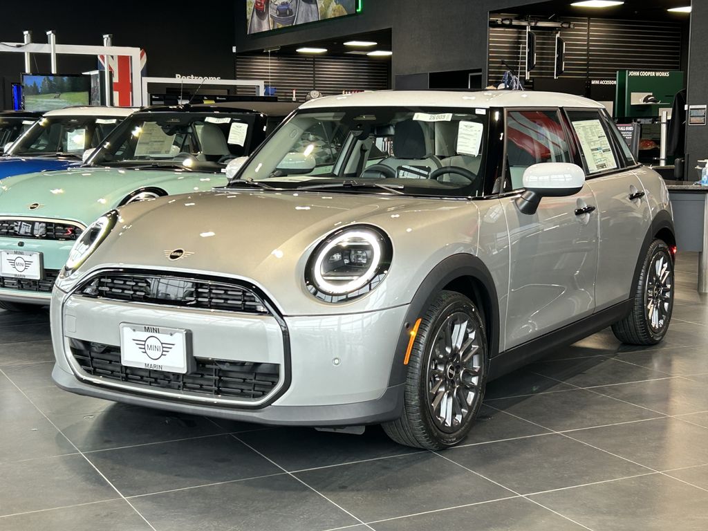 New 2026 MINI COOPER C 4 DOOR SIGNATURE PLUS's photo