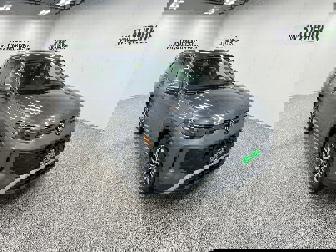 2025 Volkswagen Tiguan S's photo