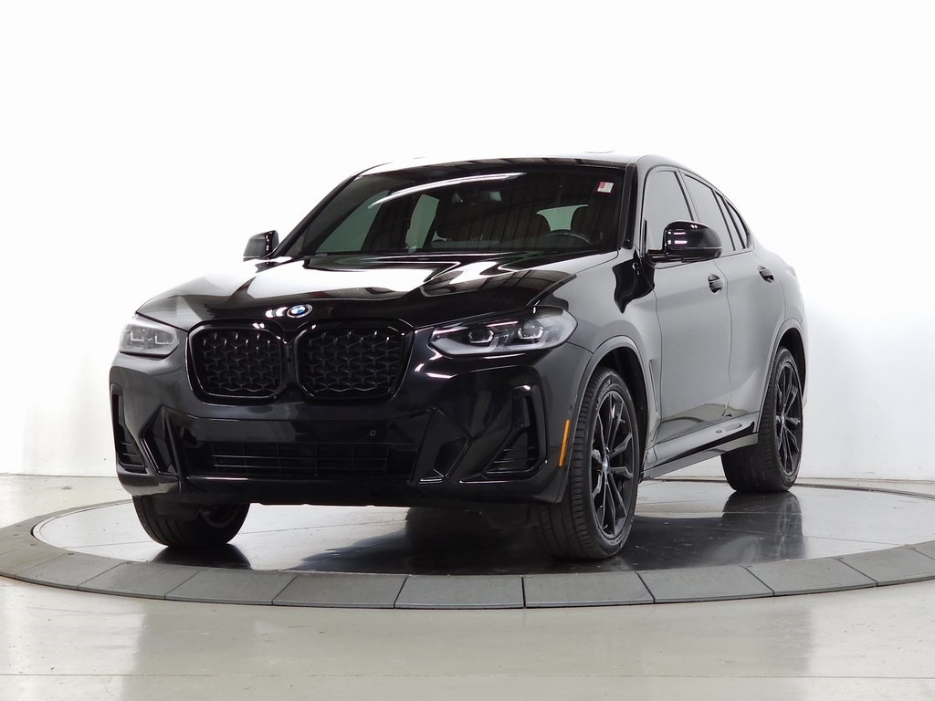 2023 BMW X4 30i's photo