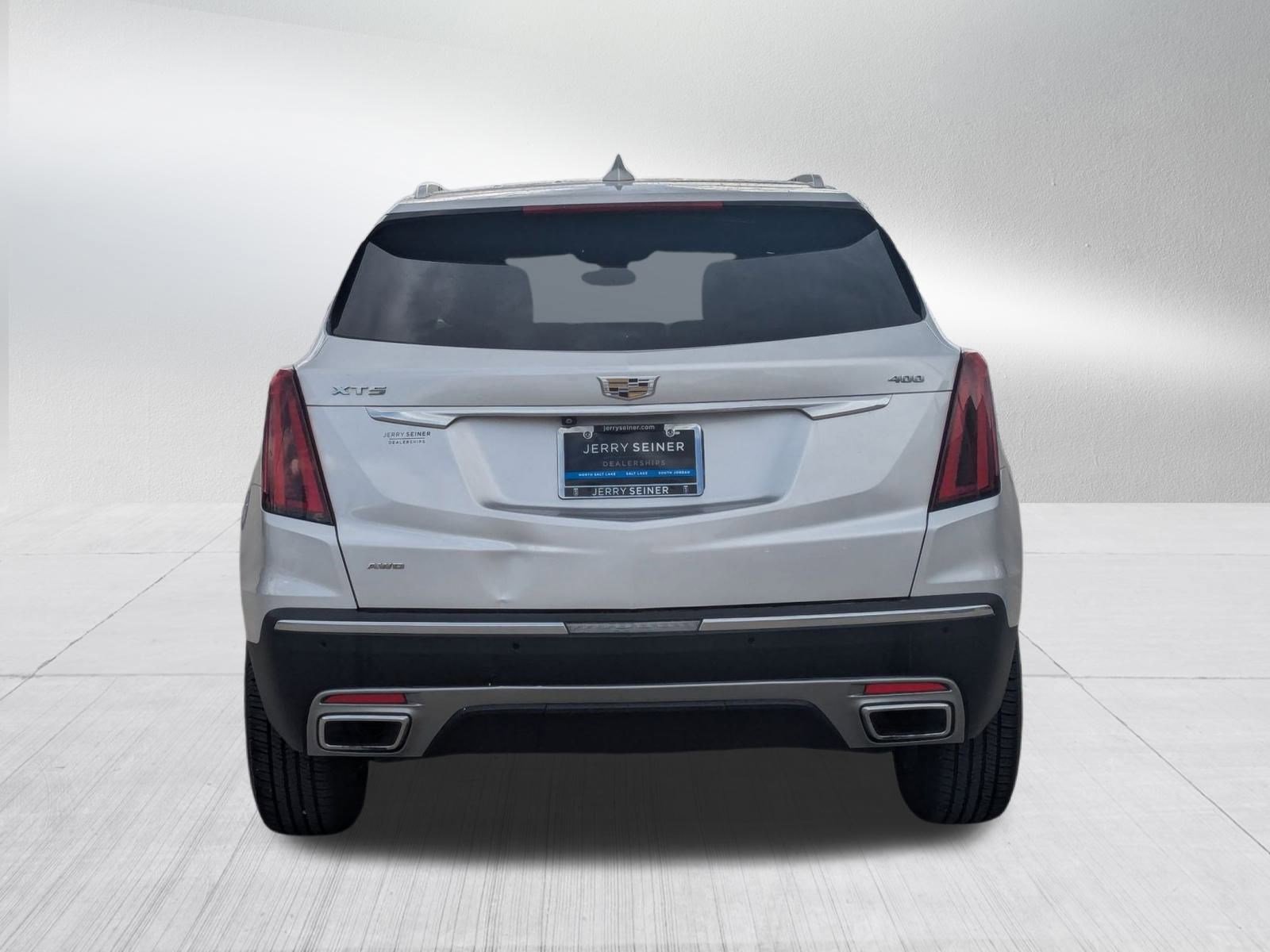 2020 Cadillac XT5 Premium Luxury photo 2