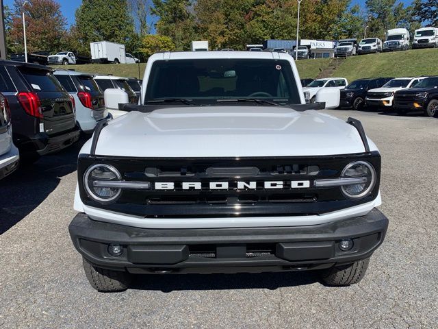 2025 Ford Bronco Outer Banks photo 4