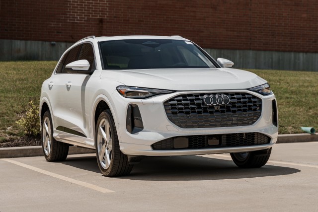 2025 Audi Q5 Premium Plus