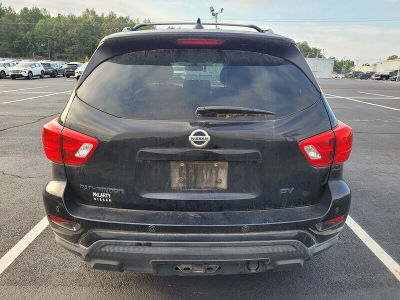 2019 Nissan Pathfinder SV photo 3