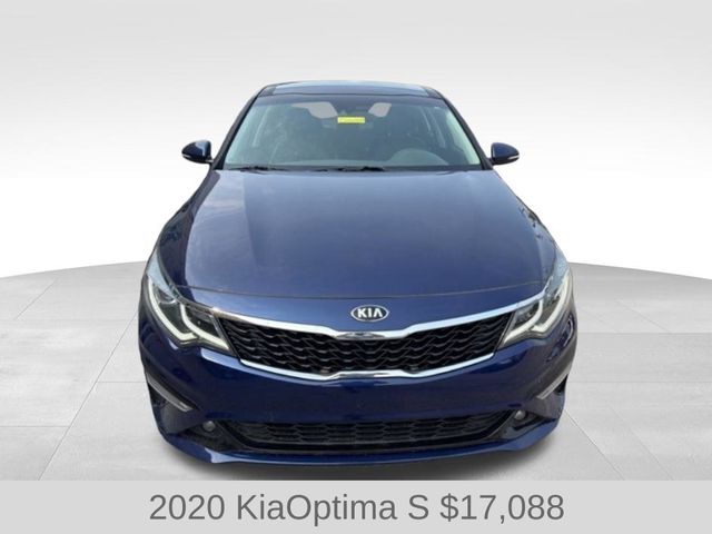 2020 Kia Optima S photo 2