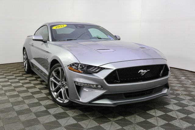 2022 Ford Mustang GT Premium photo 2