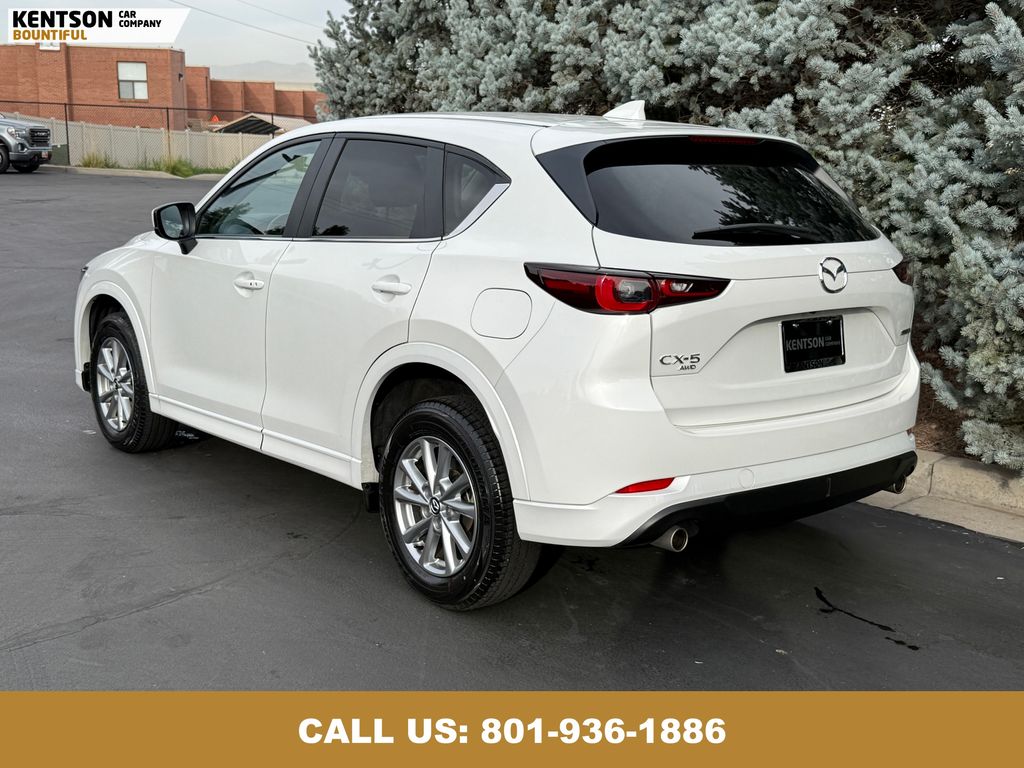 2024 Mazda CX-5 2.5 Select photo 6