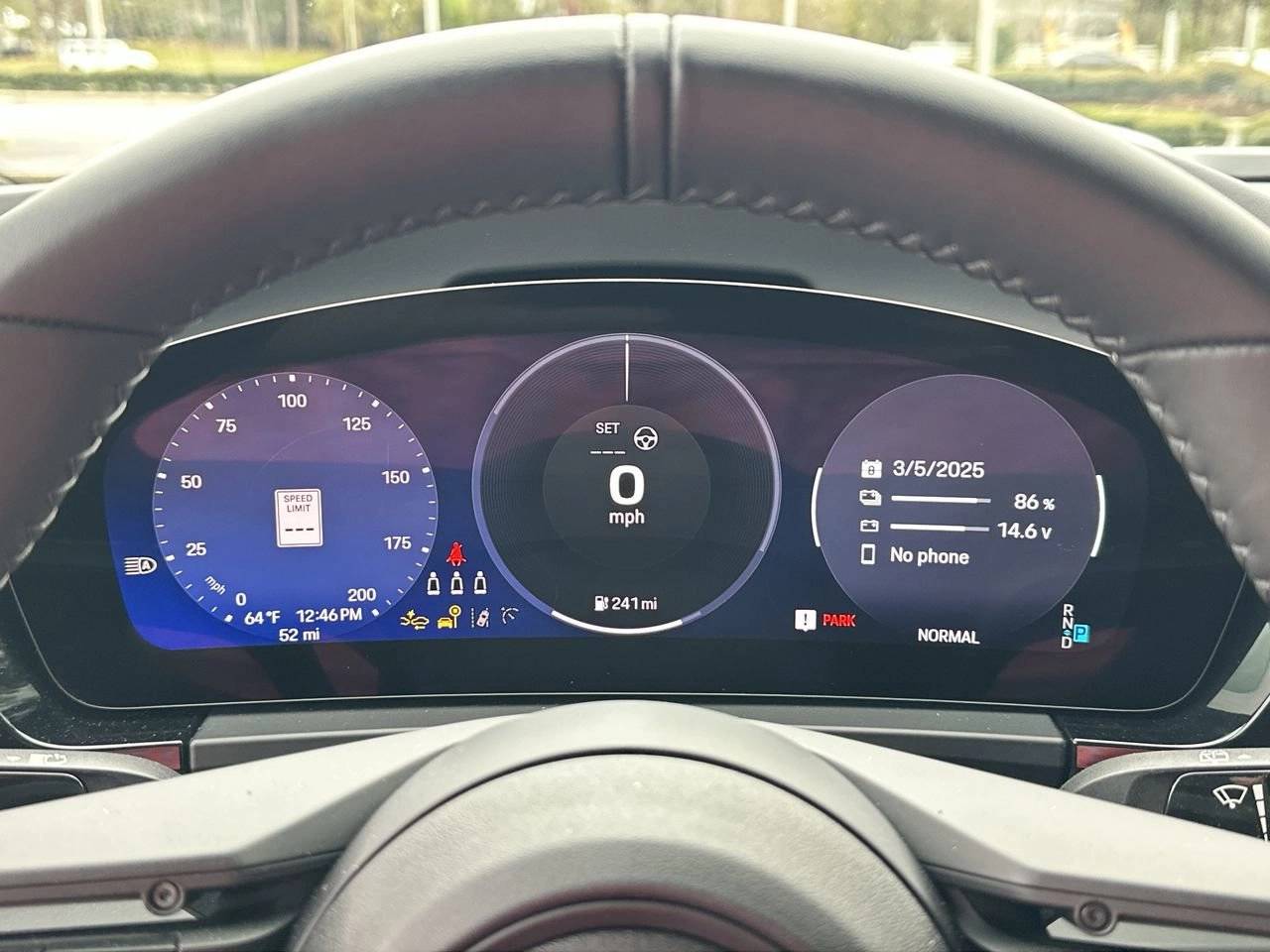 2024 Porsche Macan 4 Electric photo 19