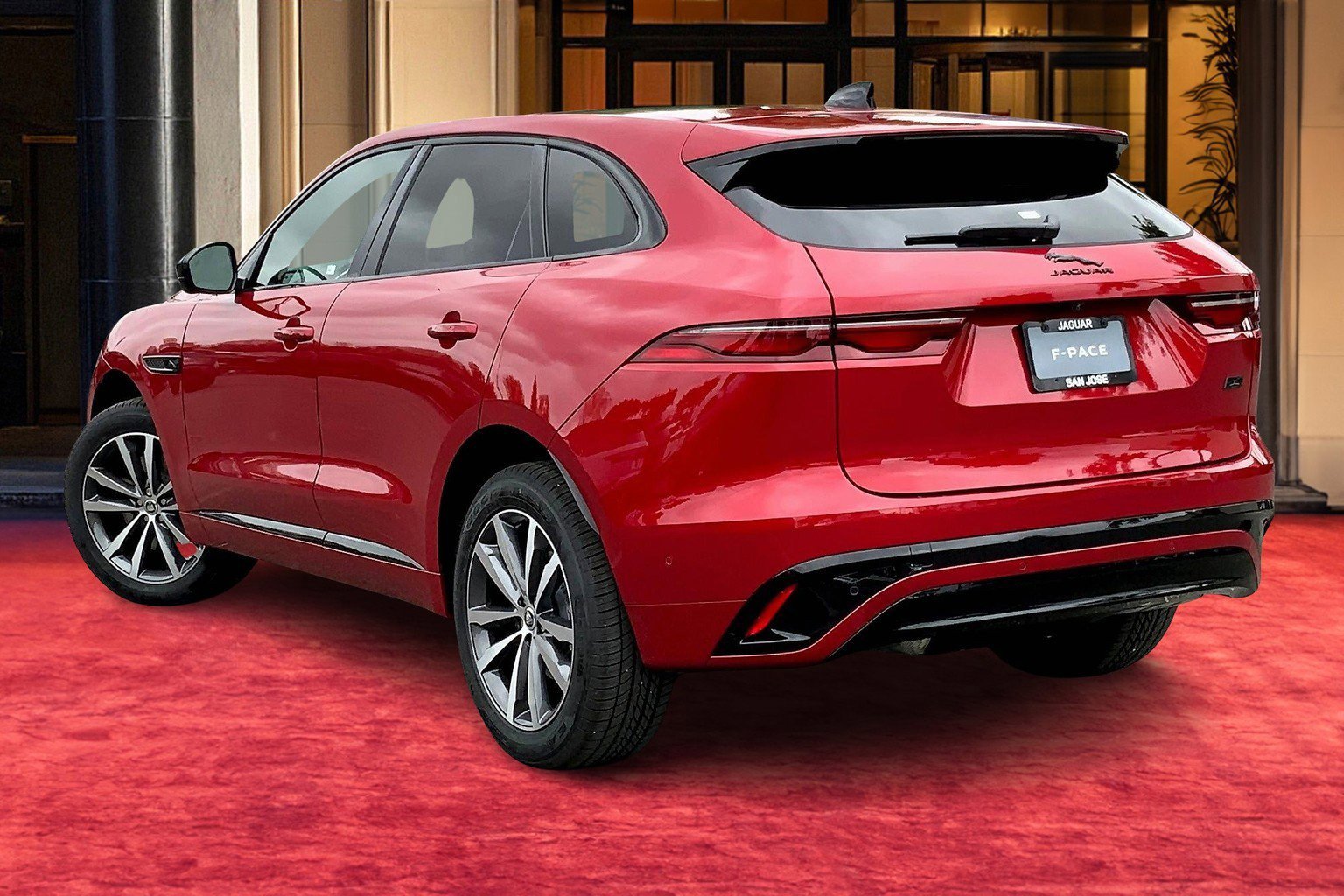 2026 Jaguar F-PACE P250 R-Dynamic S photo 3