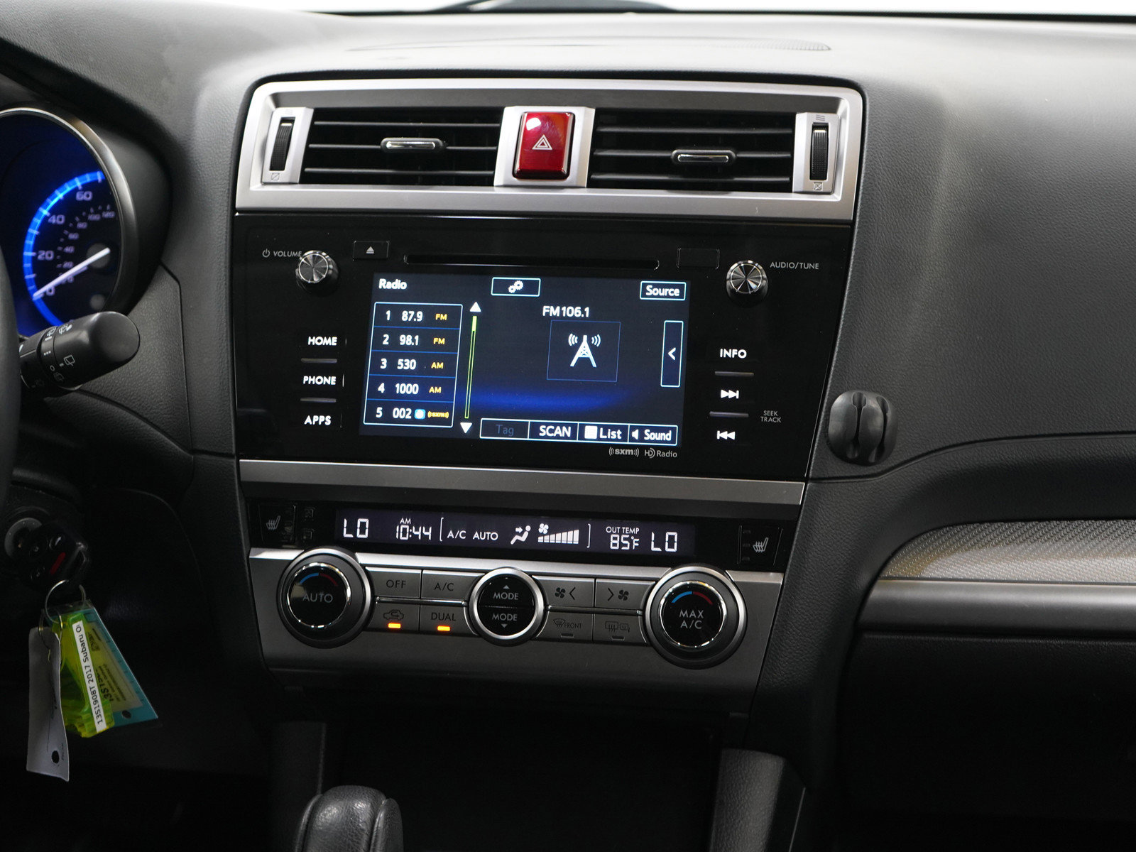 2017 Subaru Outback 2.5i Premium photo 14