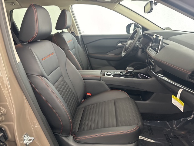 2026 Nissan Rogue SV photo 19