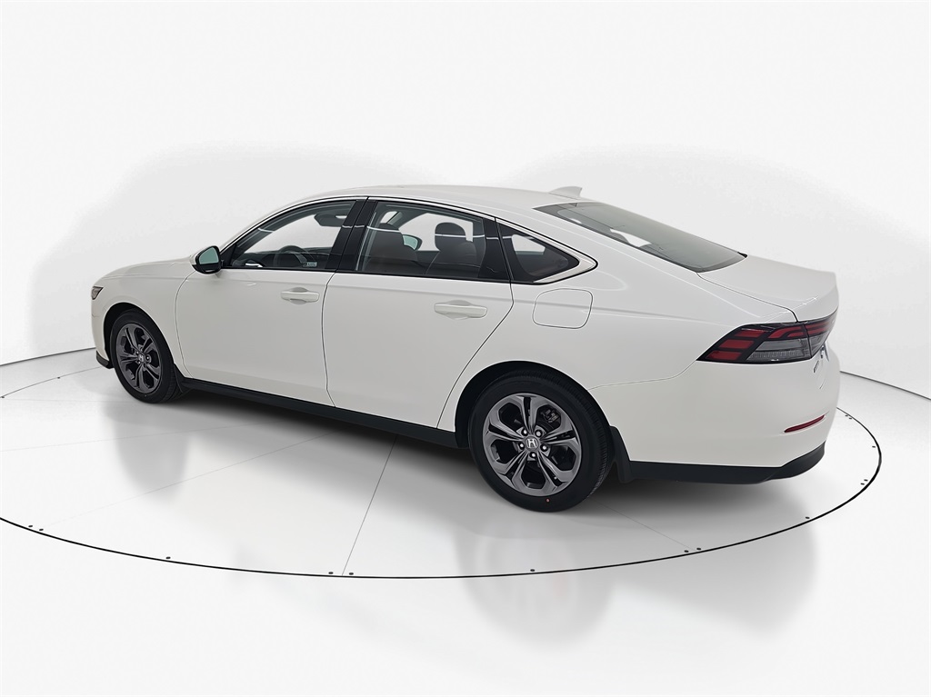 2023 Honda Accord EX photo 9