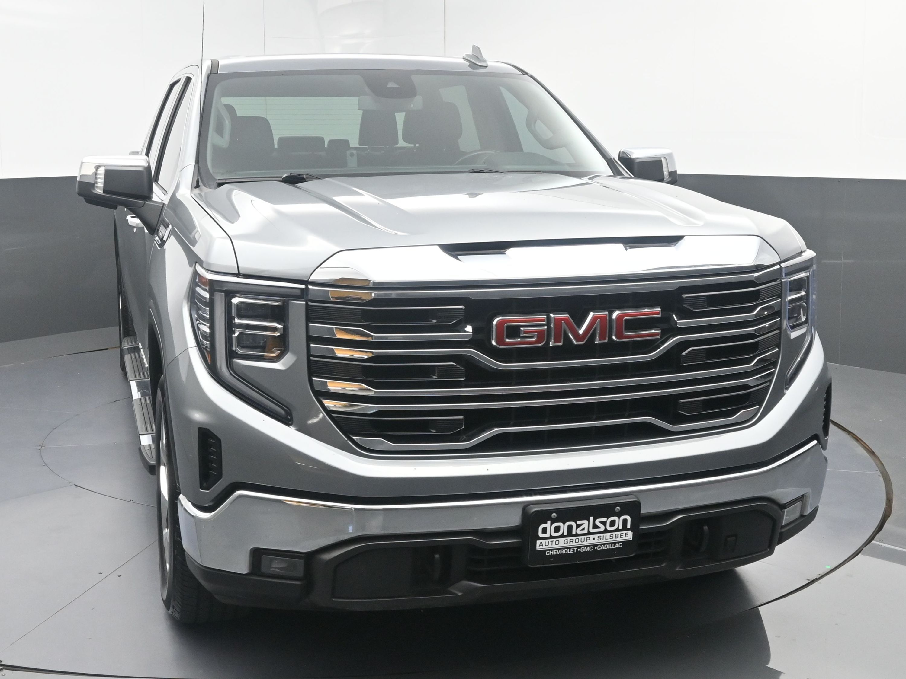 2023 Gmc Sierra 1500 SLT photo 2