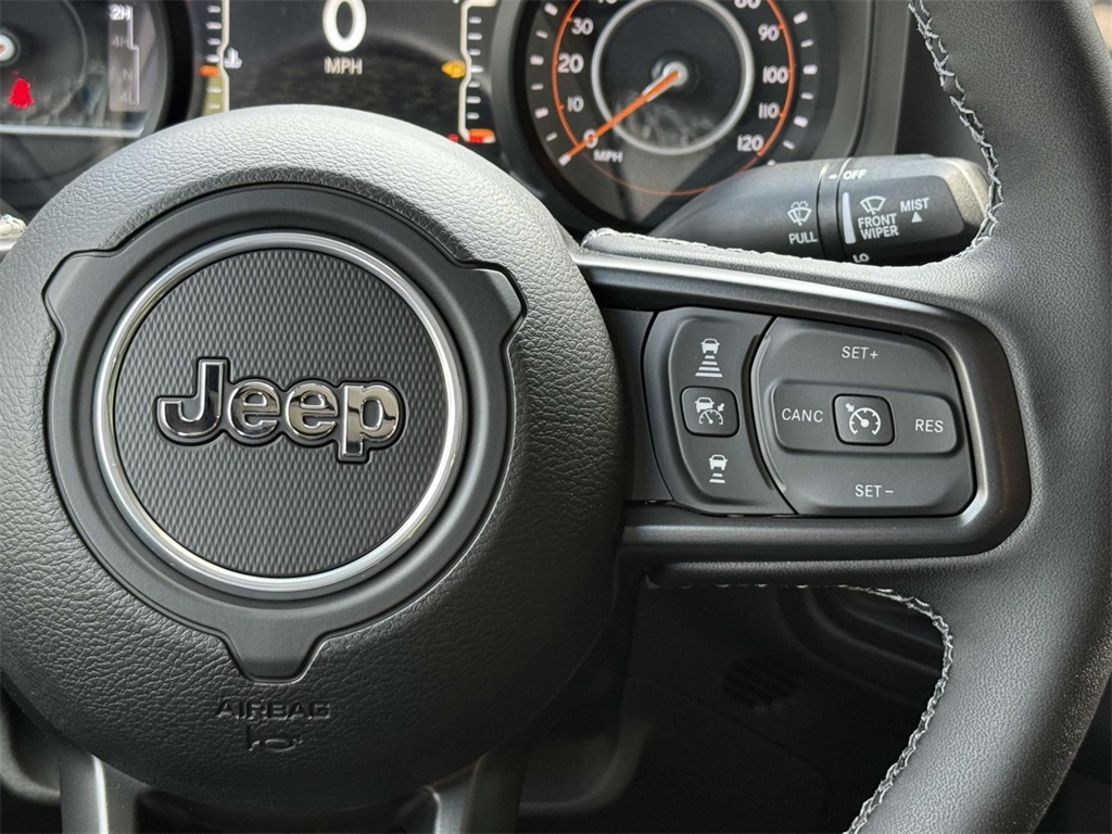 2025 Jeep Gladiator Sport photo 22